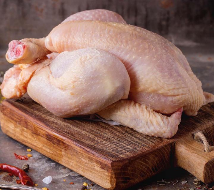 Vente de viandes de volaille.